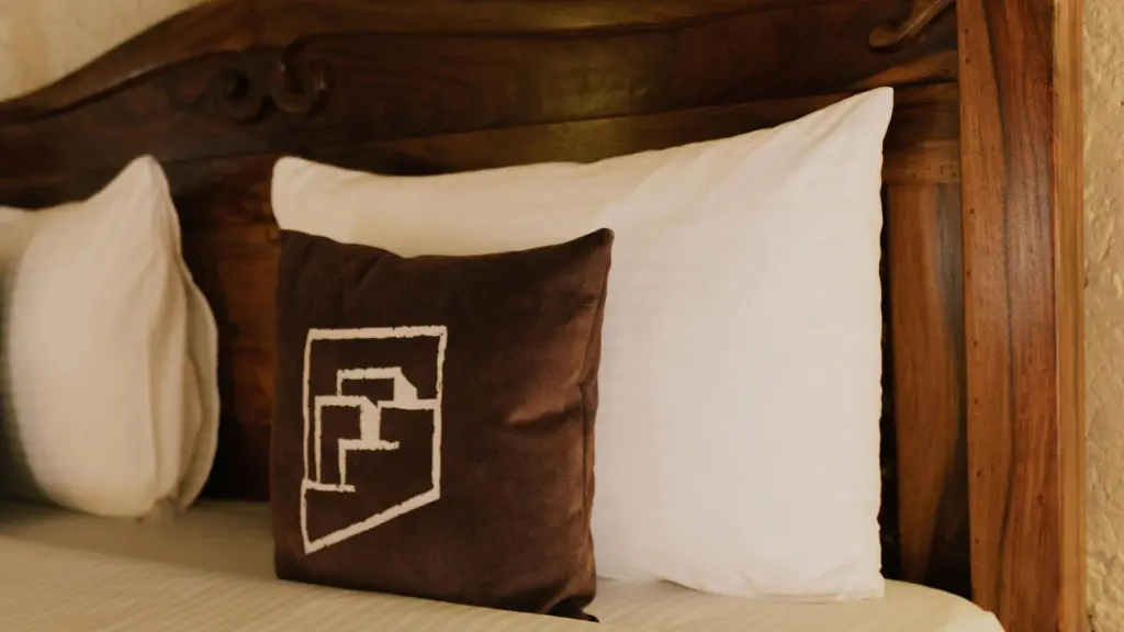 غرفة البرج(2).webp